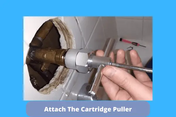 attach the cartridge puller