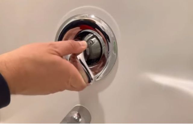 moen shower faucet won’t turn on