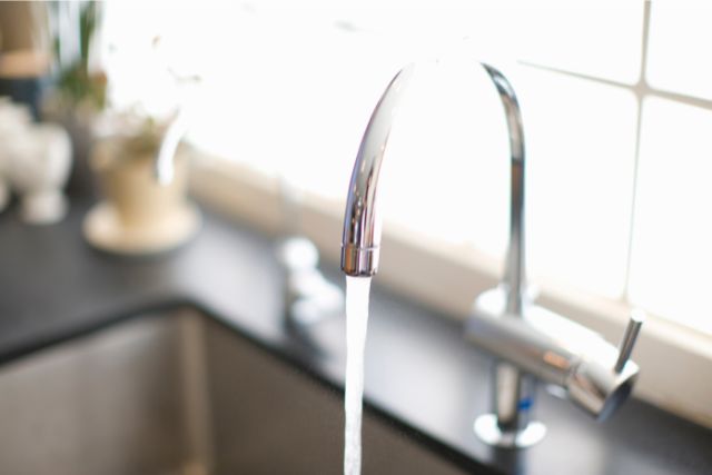 delta touch faucet turns on by itself