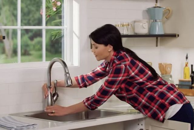 change the delta touch faucet