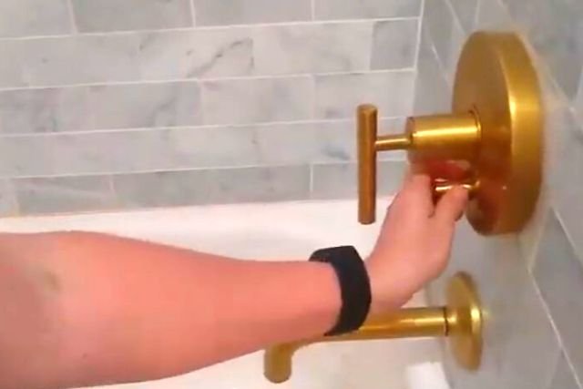 Shower Push Button Diverter Stuck